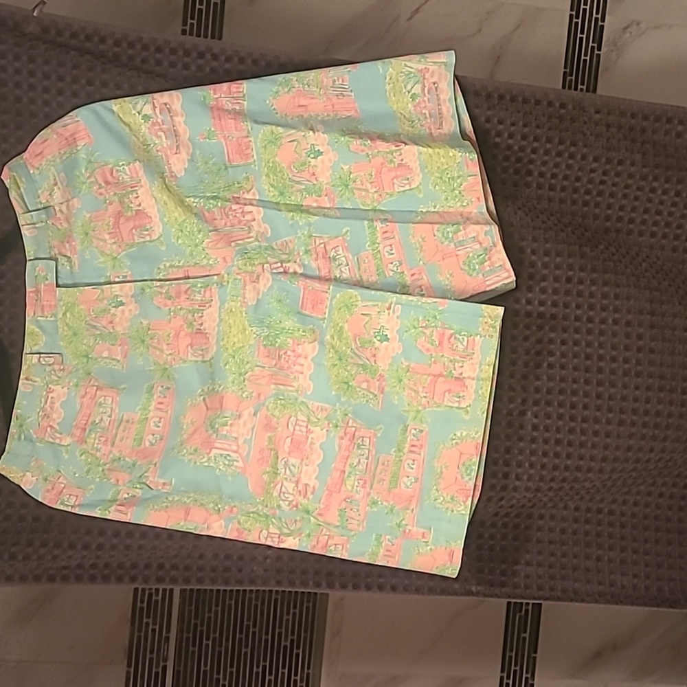Lily Pulitizer shorts size 8